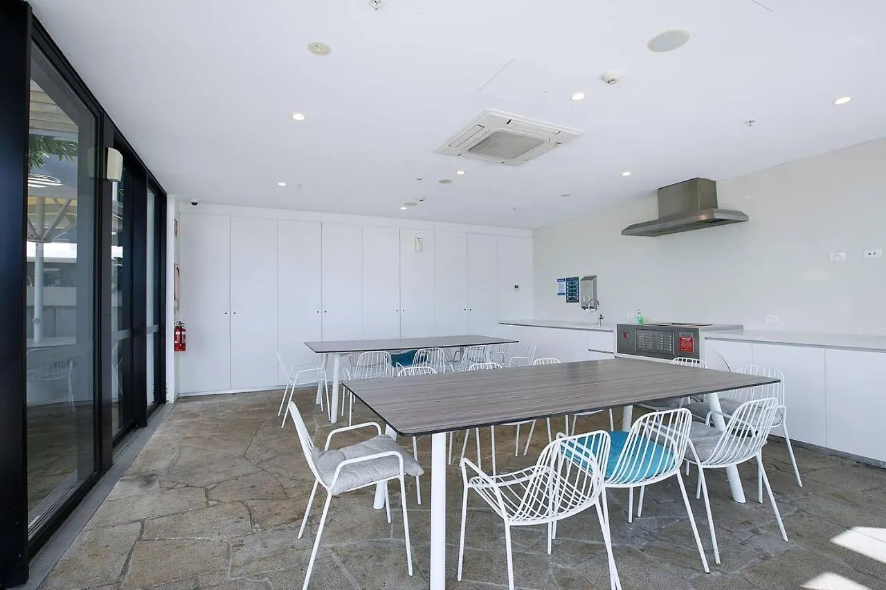 בריסביין 'Brightly Boutique' A Cbd Resort-Style Escape דירה